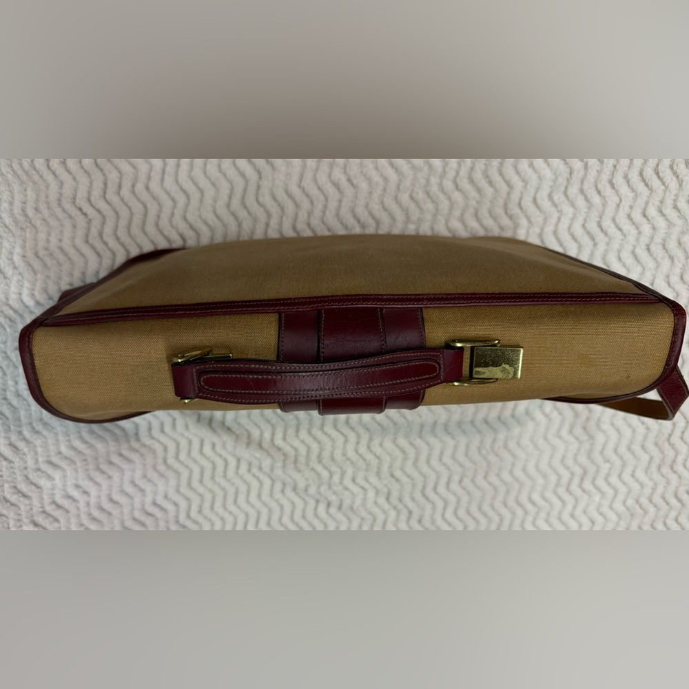 VTG Dooney And Bourke Equestrian Beige Canvas Red Leather Green Label Briefcase - Picture 4 of 16